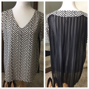 BELLATRIX top,blouse chevron, black and white. med
